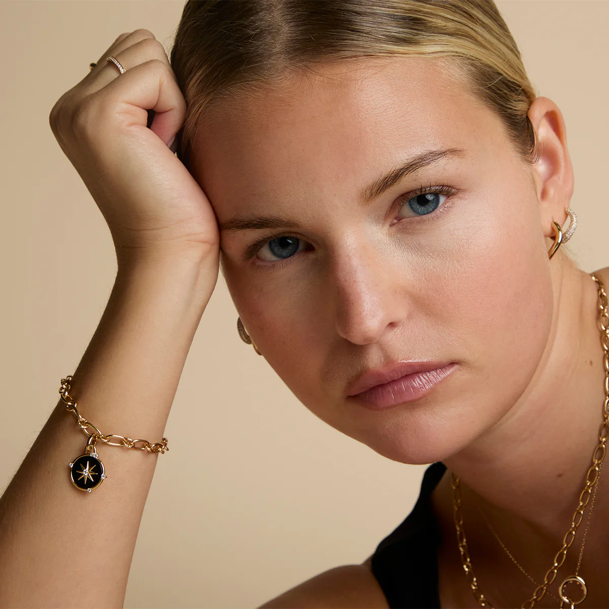 Black Star Clip Charm in Gold - Image 3