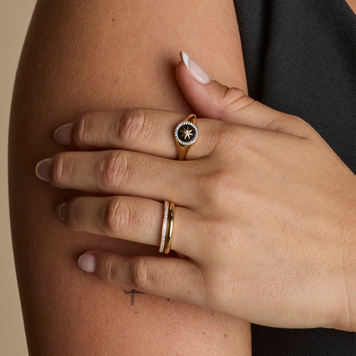 Black Star Signet Ring in Gold - Image 3