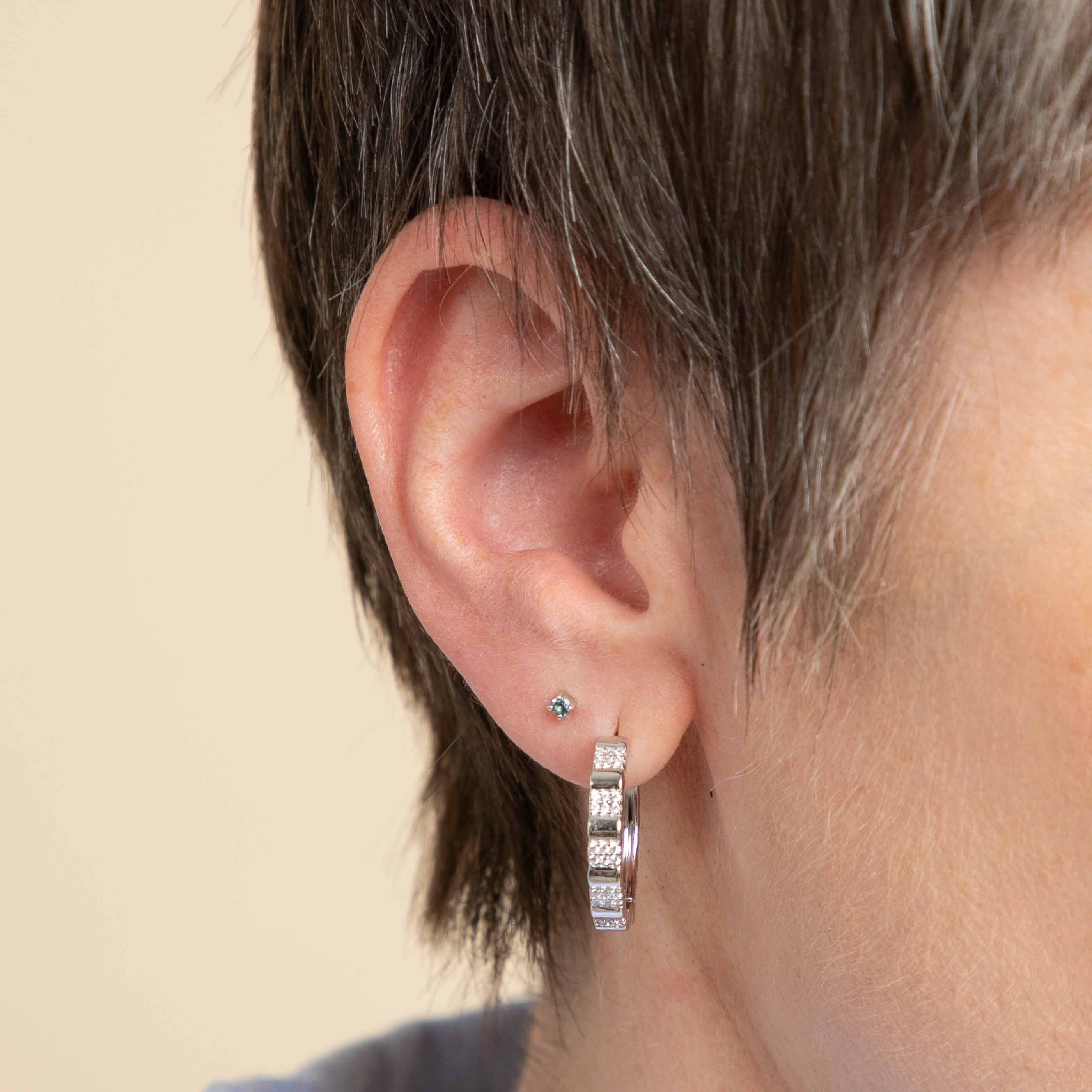Blue Topaz Piercing Stud in Solid White Gold - Image 2
