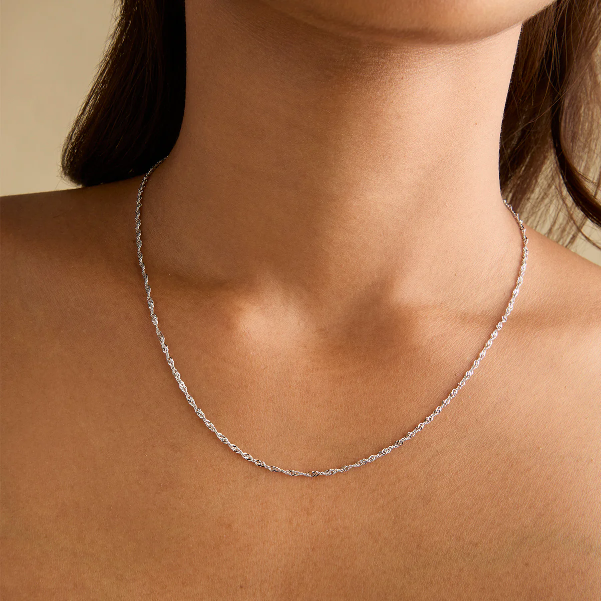 Bold Astrid Chain Necklace in Solid White Gold - Image 2