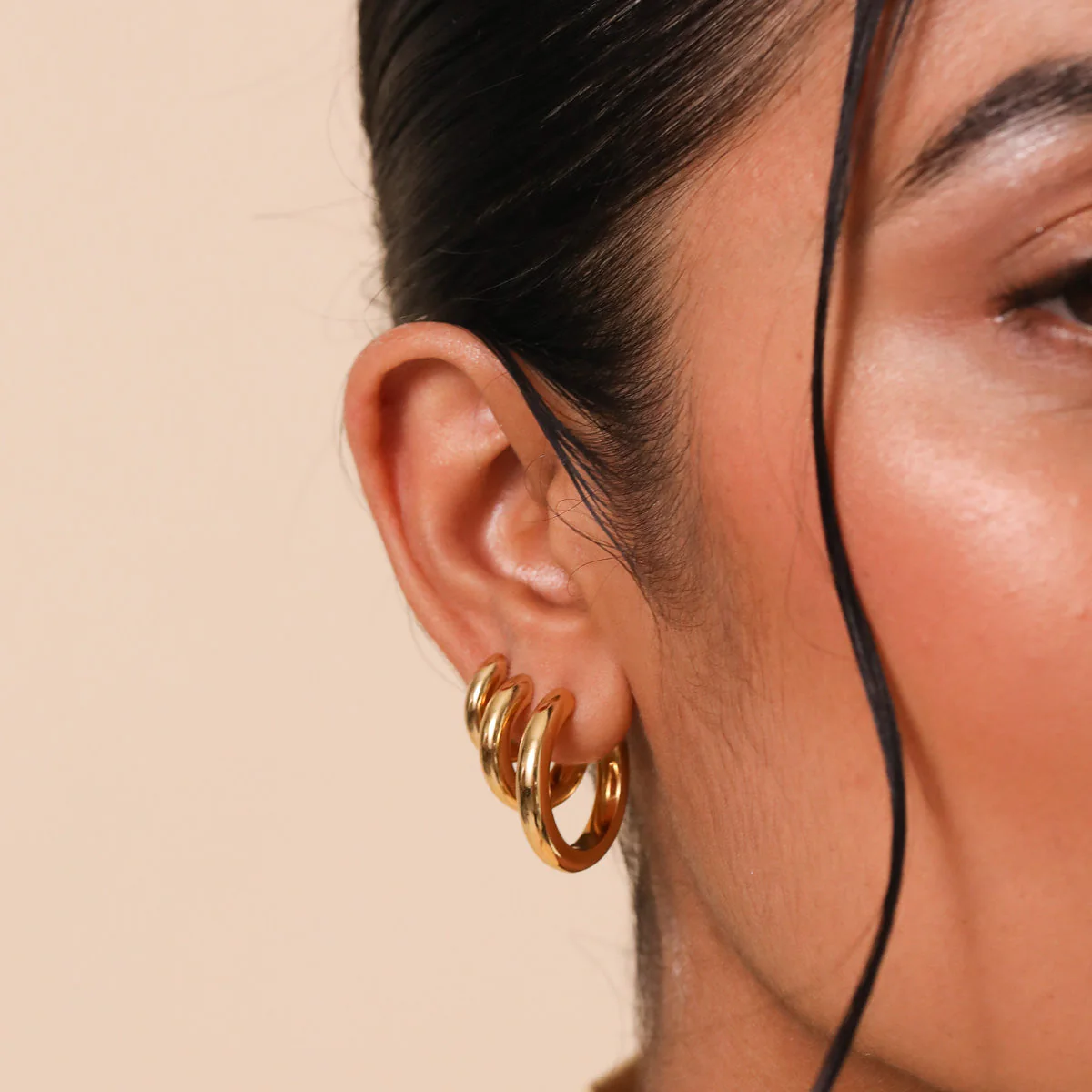 Bold Large Hoops in Gold - Image 4