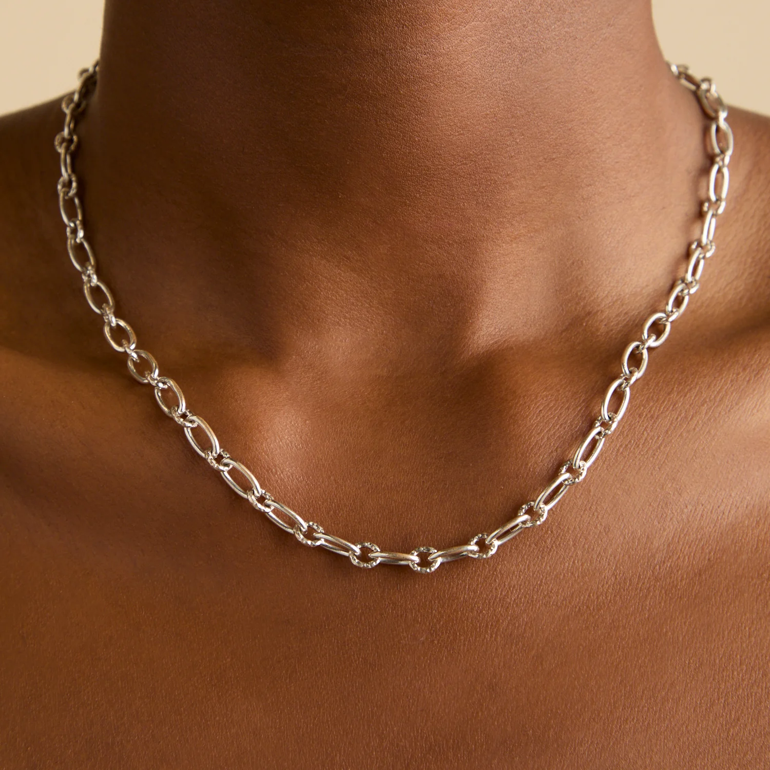 Bold Link Chain Necklace in Silver - Image 2
