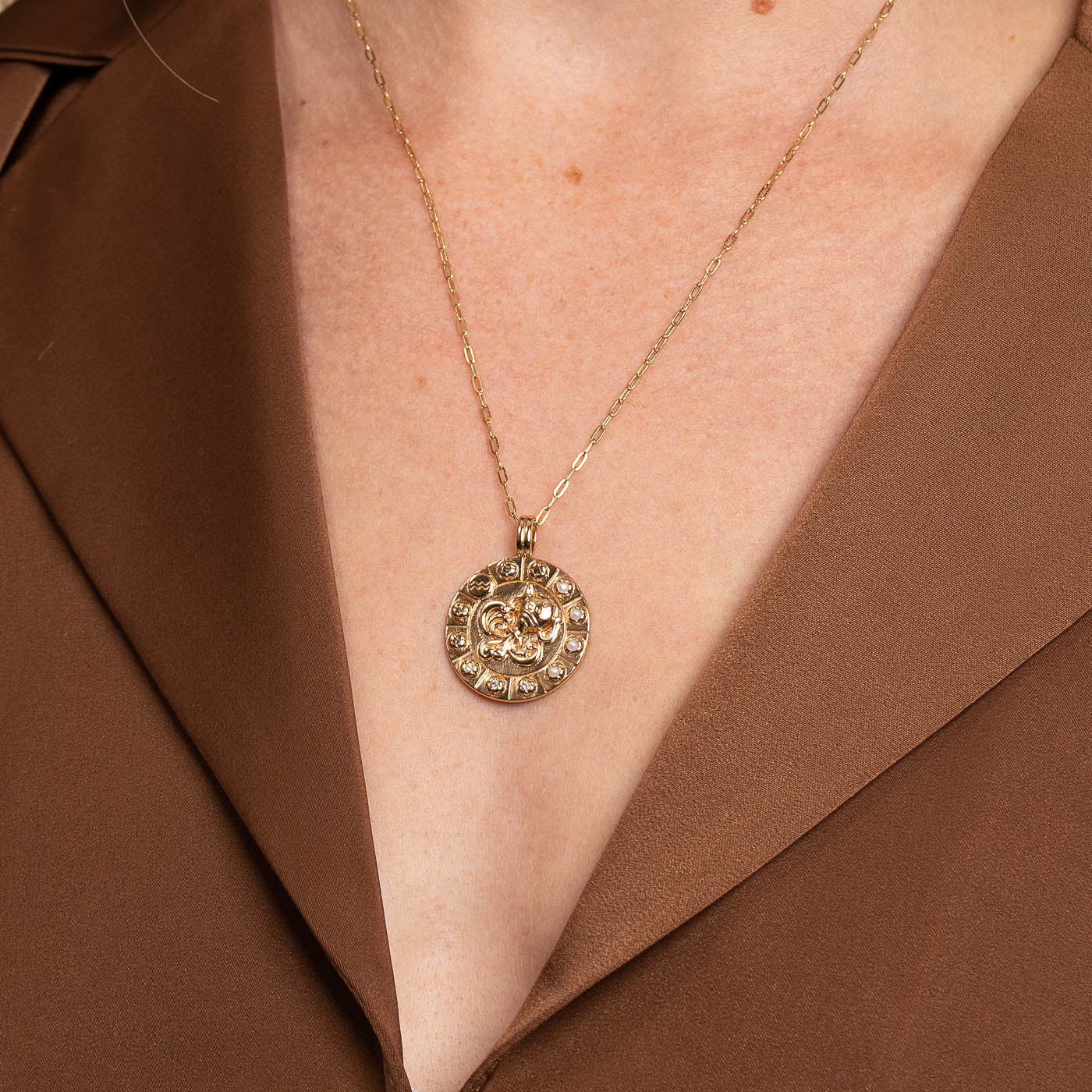 Aquarius Bold Zodiac Pendant Necklace in Gold - Image 2