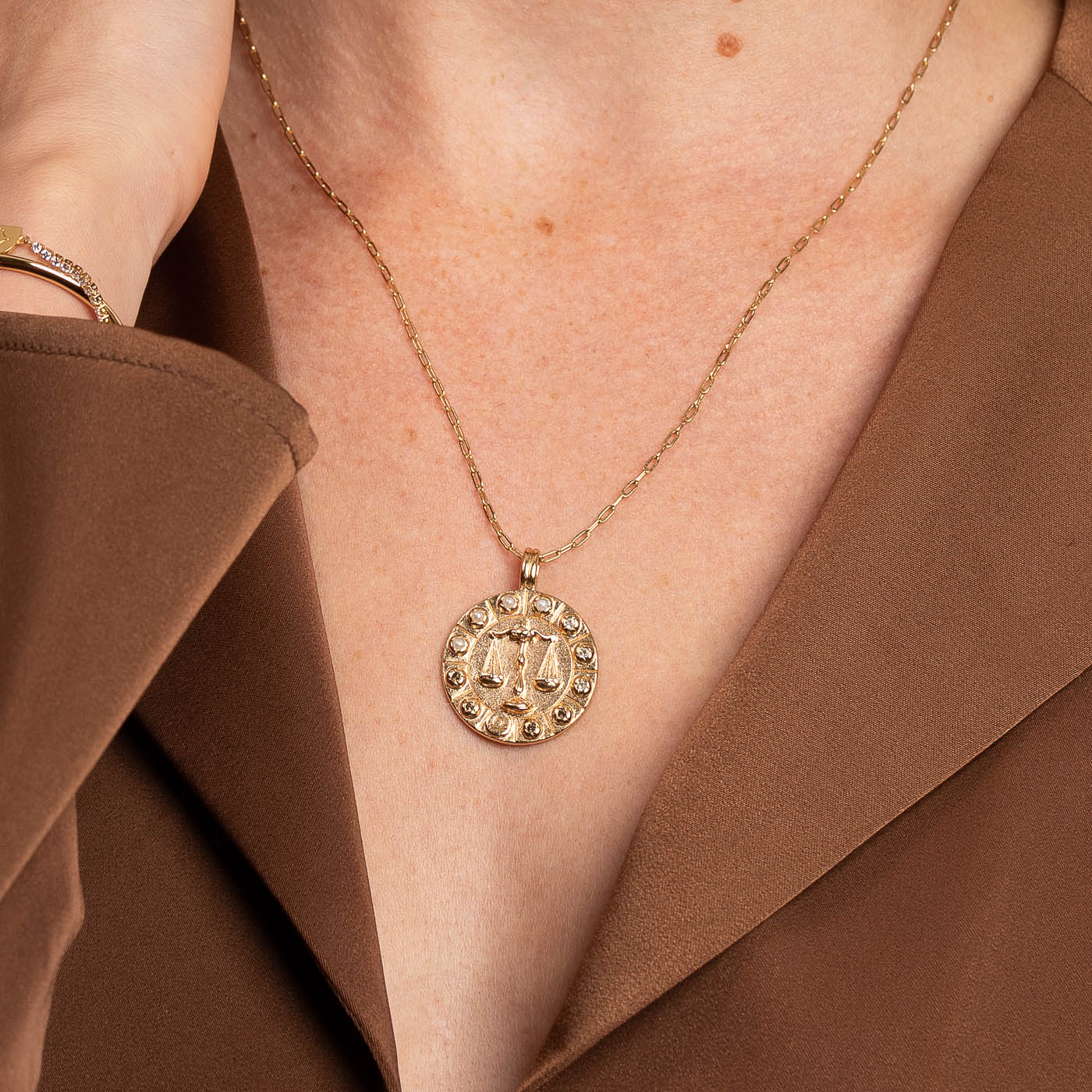 Libra Bold Zodiac Pendant Necklace in Gold - Image 2