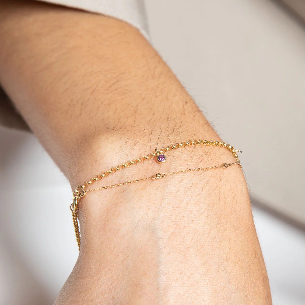 Chelsea Chain Bracelet in Solid Gold - Image 3