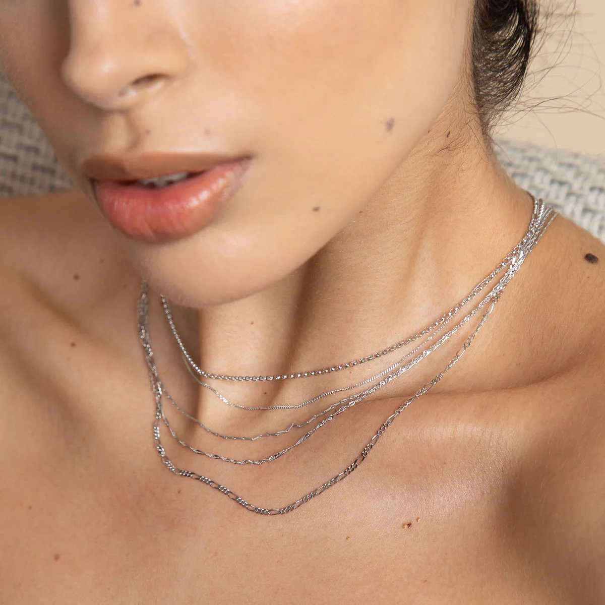 Chelsea Chain Necklace in Solid White Gold - Image 5