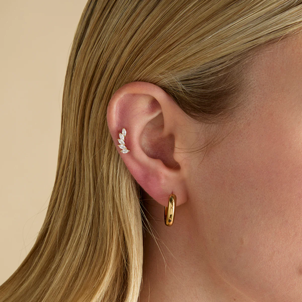 Curved Marquise Titanium Piercing Stud in Gold - Image 2