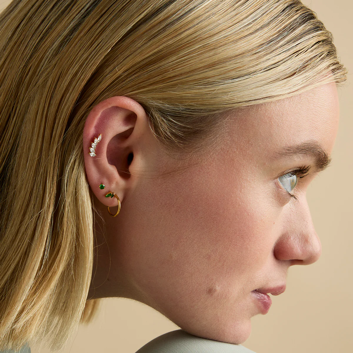 Curved Marquise Titanium Piercing Stud in Gold - Image 6
