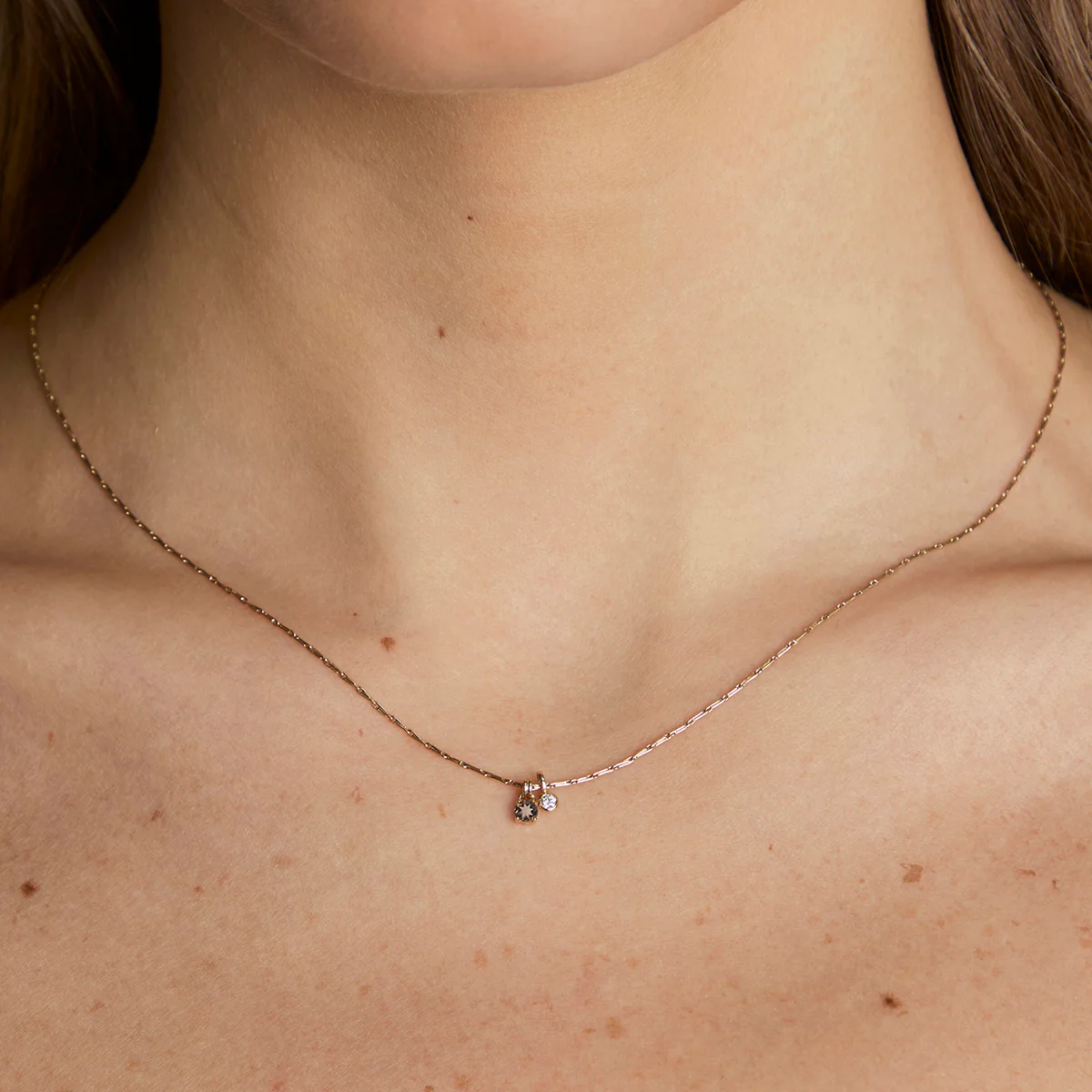 Diamond & Quartz Pendant Necklace in Solid Gold - Image 2