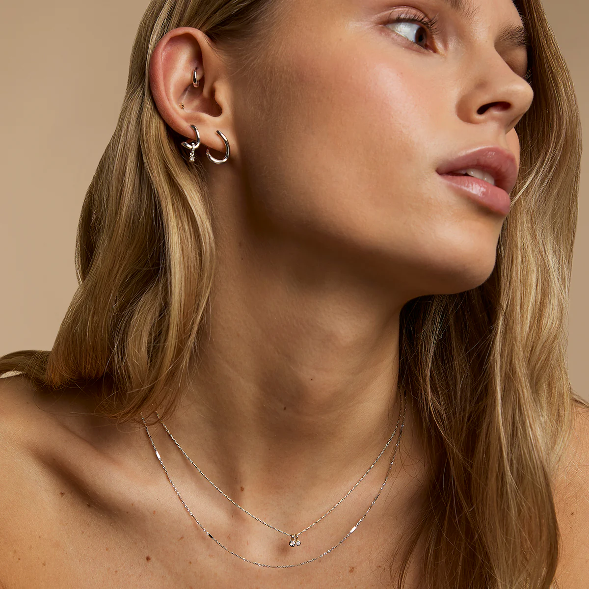 Diamond & Quartz Pendant Necklace in Solid Gold - Image 4