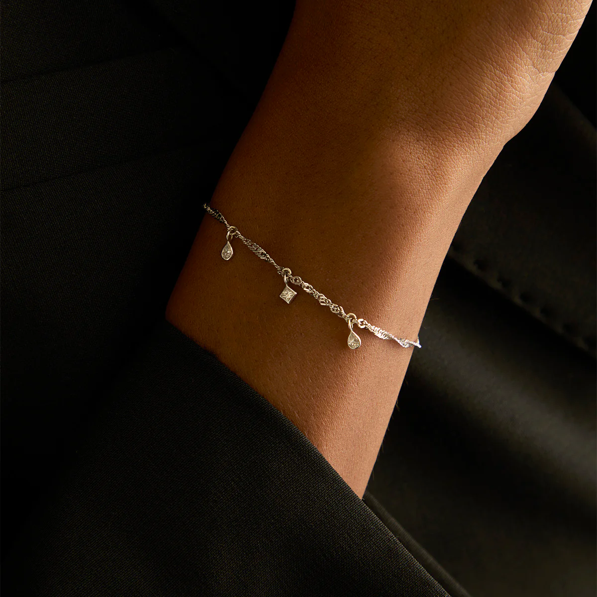 Diamond Square Charm 9k White Gold - Image 2