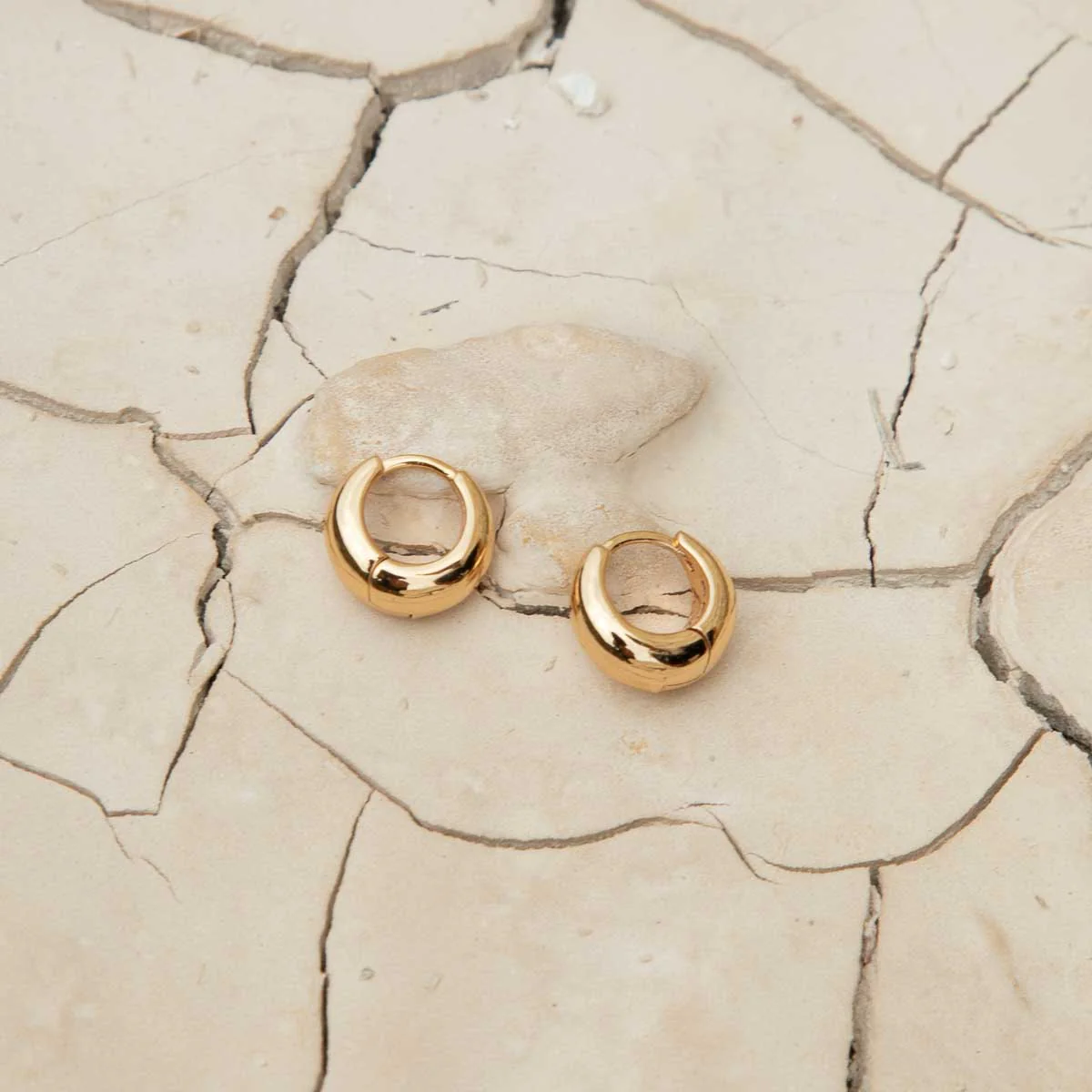 Dome Huggies in Gold - Image 4