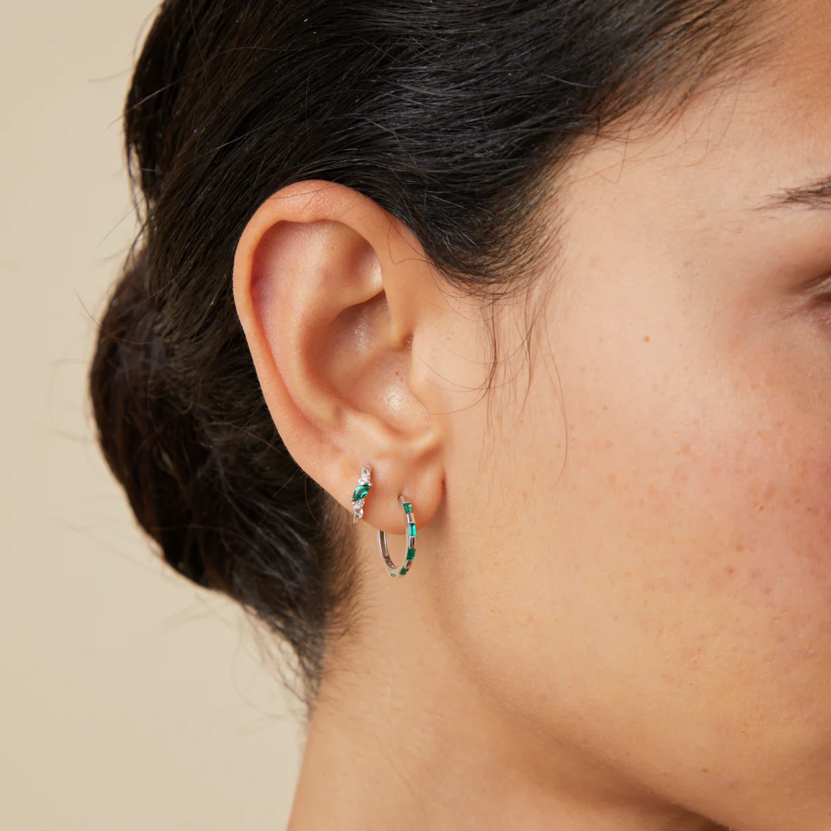 Emerald Cluster Piercing Hoop in Solid White Gold - Image 3