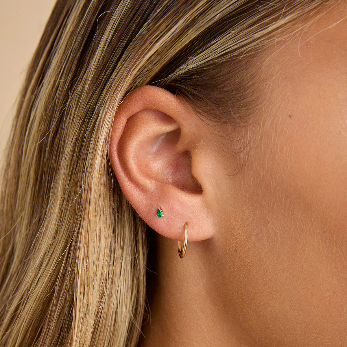 Emerald Pear Piercing Stud in Solid Gold - Image 2