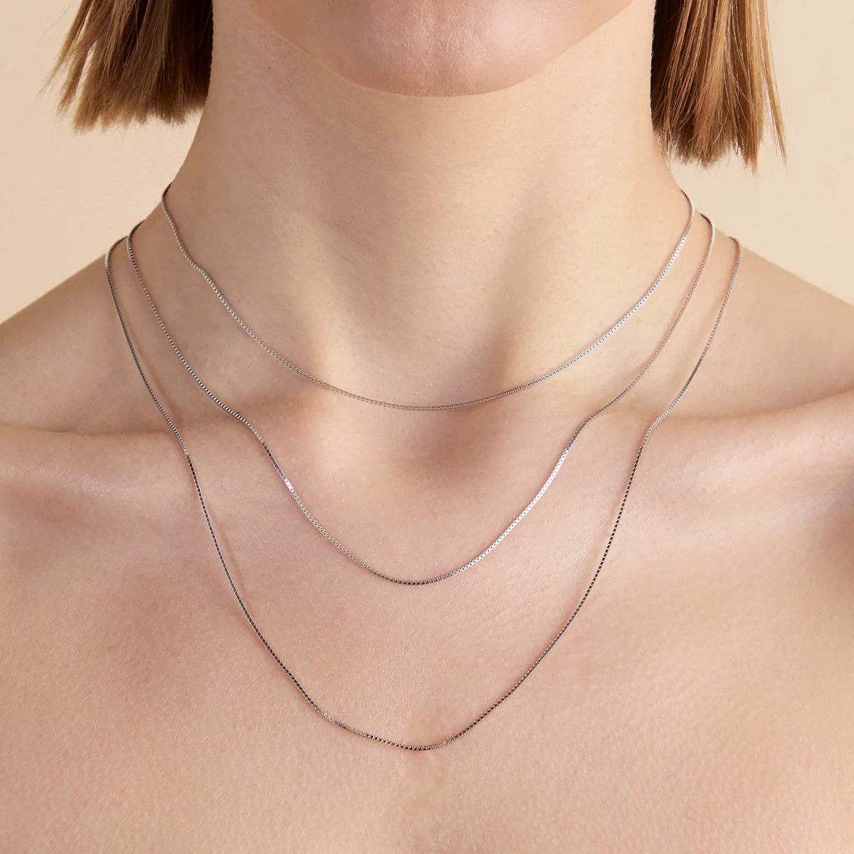 Essential Box Chain Necklace in Silver - Image 3