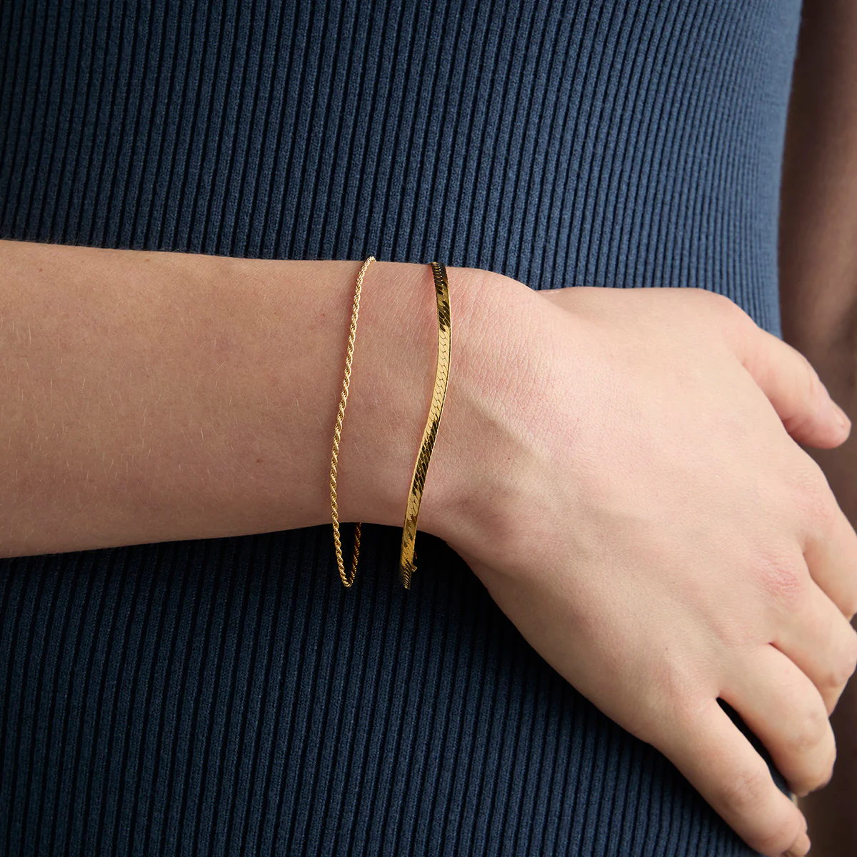 Essential Snake Chain Bracelet in Gold - Image 2