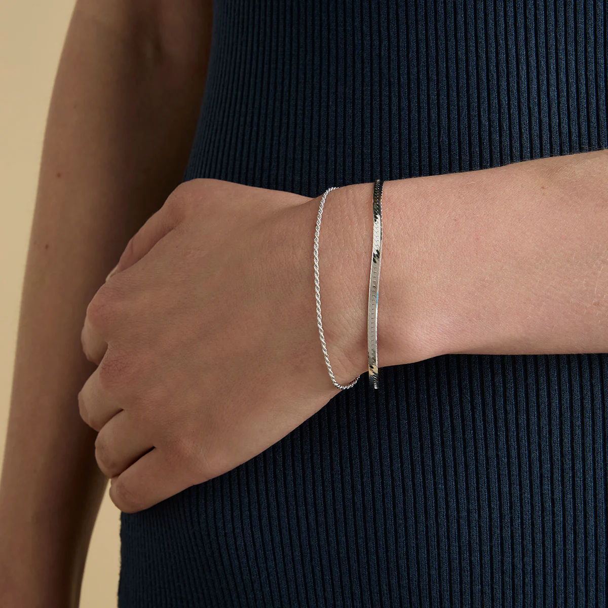 Essential Snake Chain Bracelet in Silver - Image 3