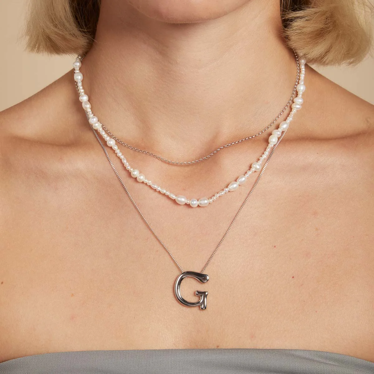 G Initial Bold Pendant Necklace in Silver - Image 3