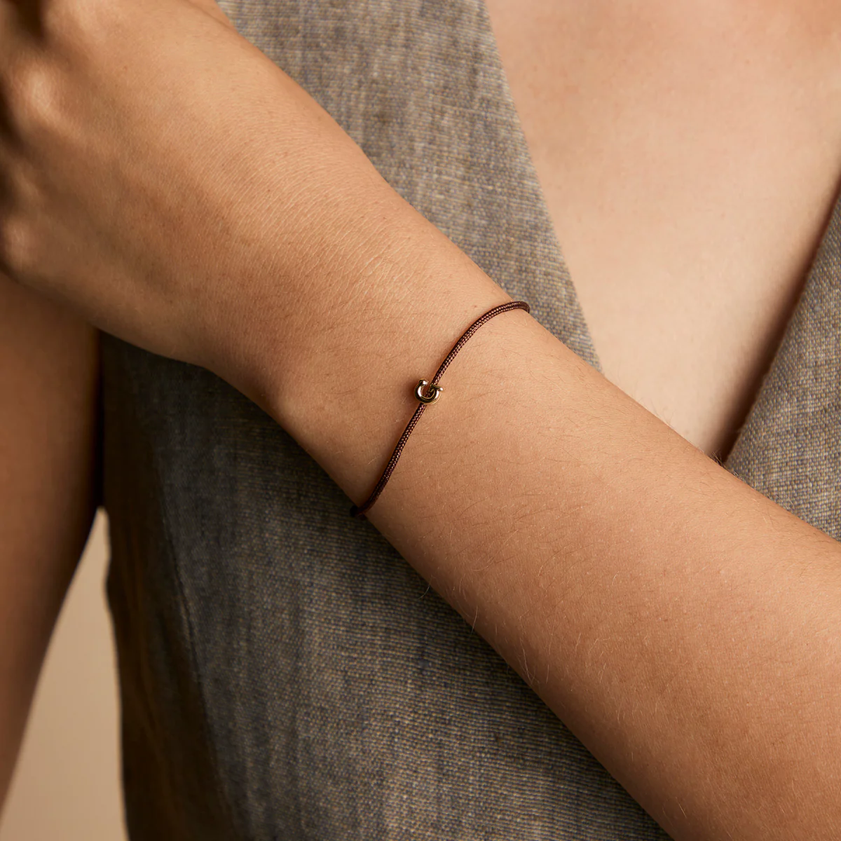 G Initial Click Charm in Solid Gold - Image 2