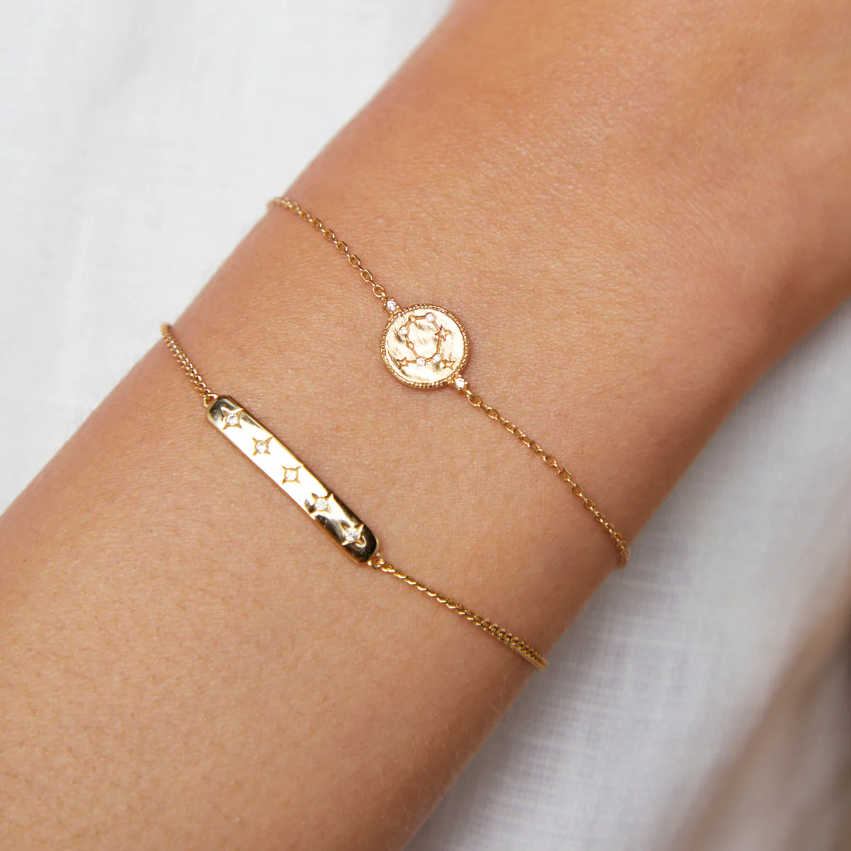 Gemini Zodiac Bracelet in Gold - Image 3