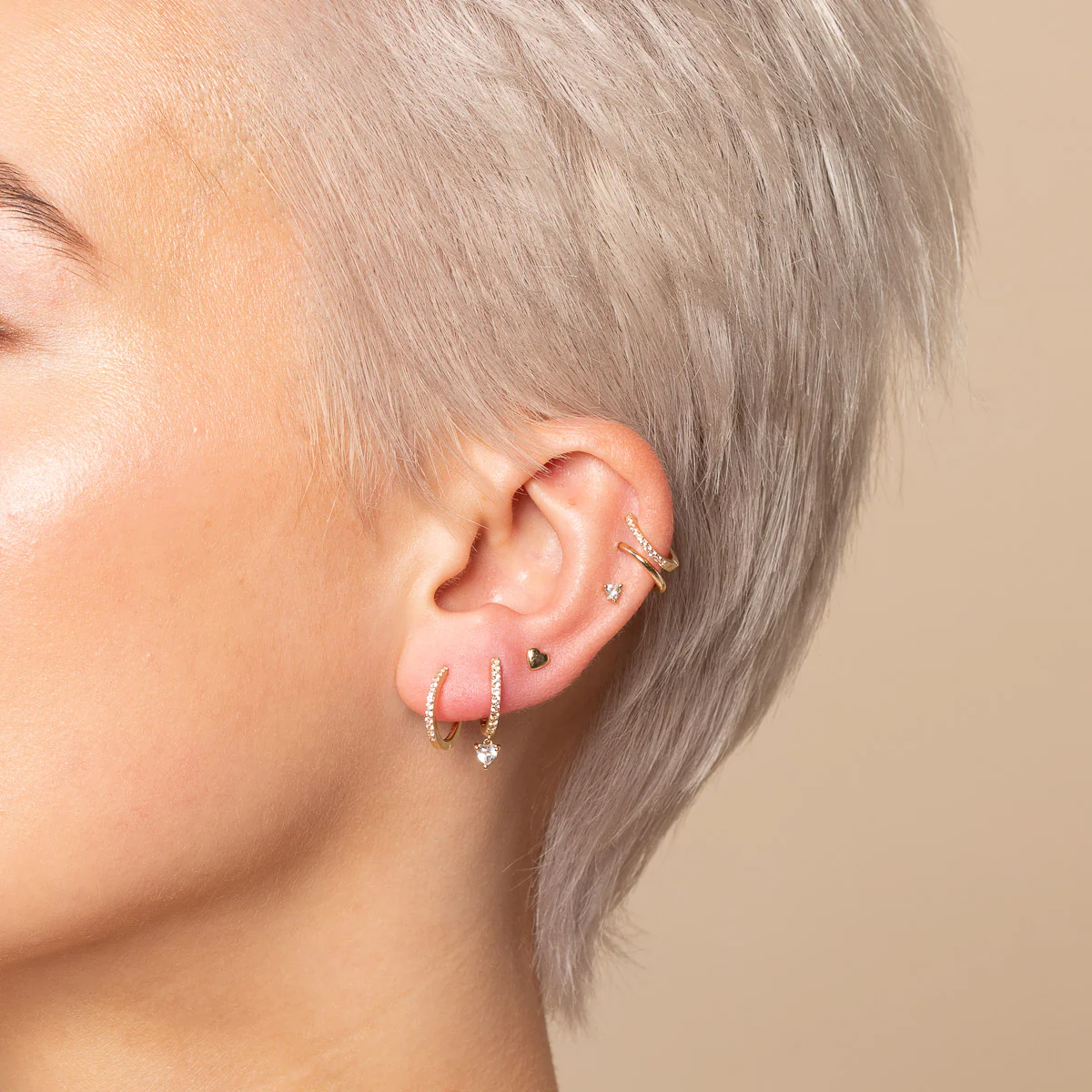 Heart Gem Piercing Stud in Solid Gold - Image 2