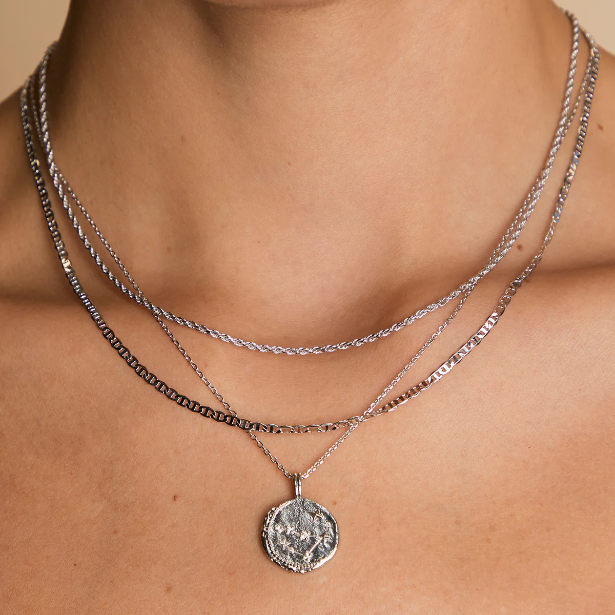 Illusion Double Chain Necklace in Silver - Image 3