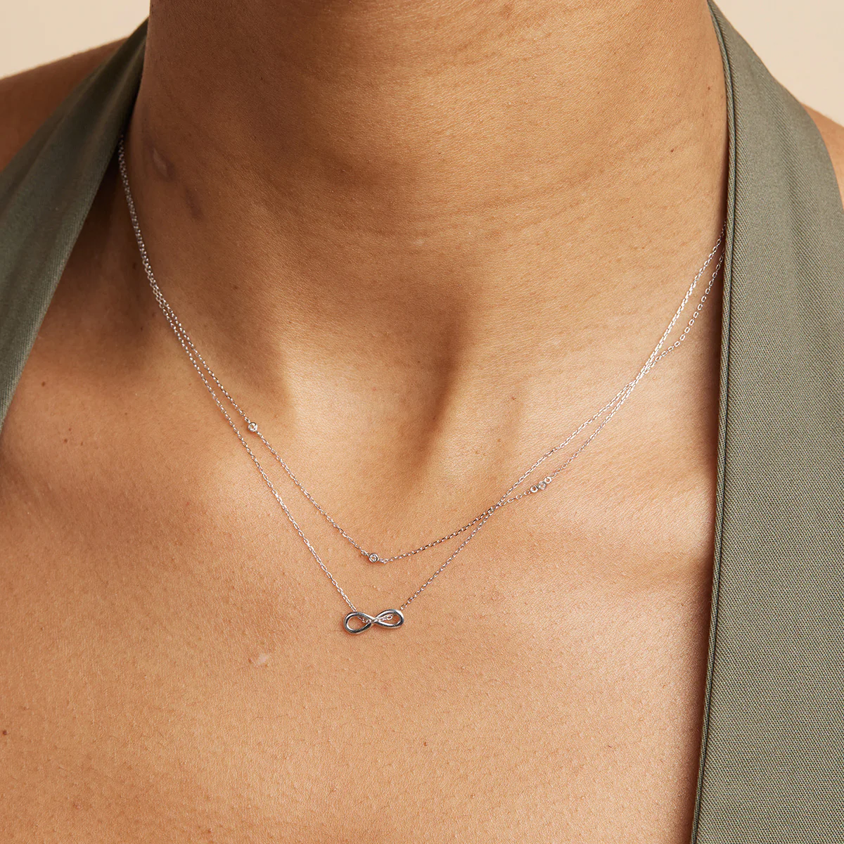 Infinite Pendant Necklace in Solid White Gold - Image 3