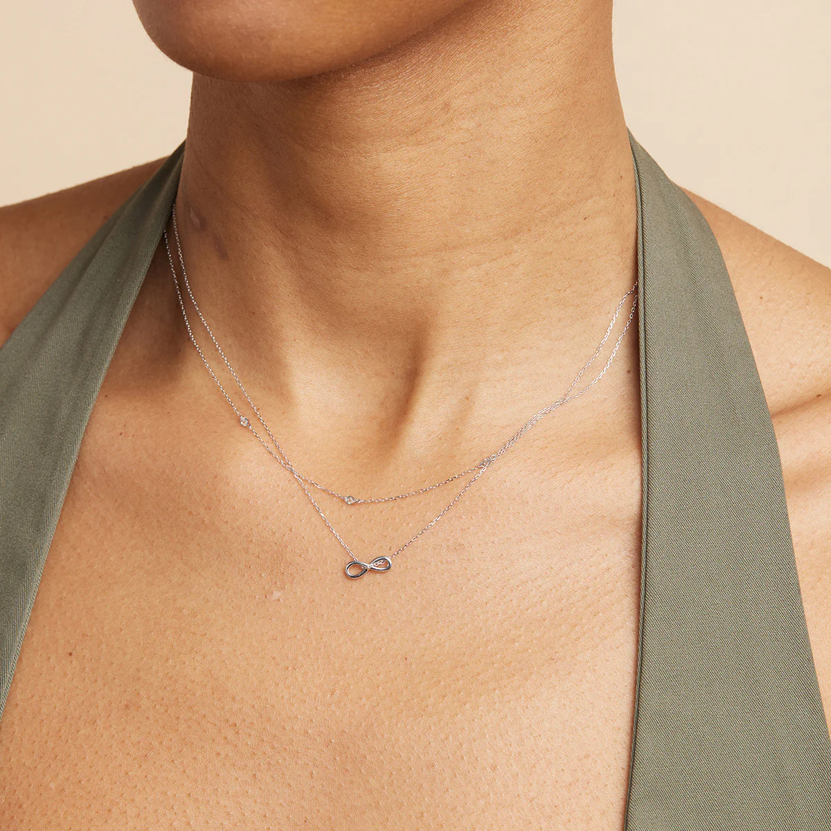 Infinite Pendant Necklace in Solid White Gold - Image 4