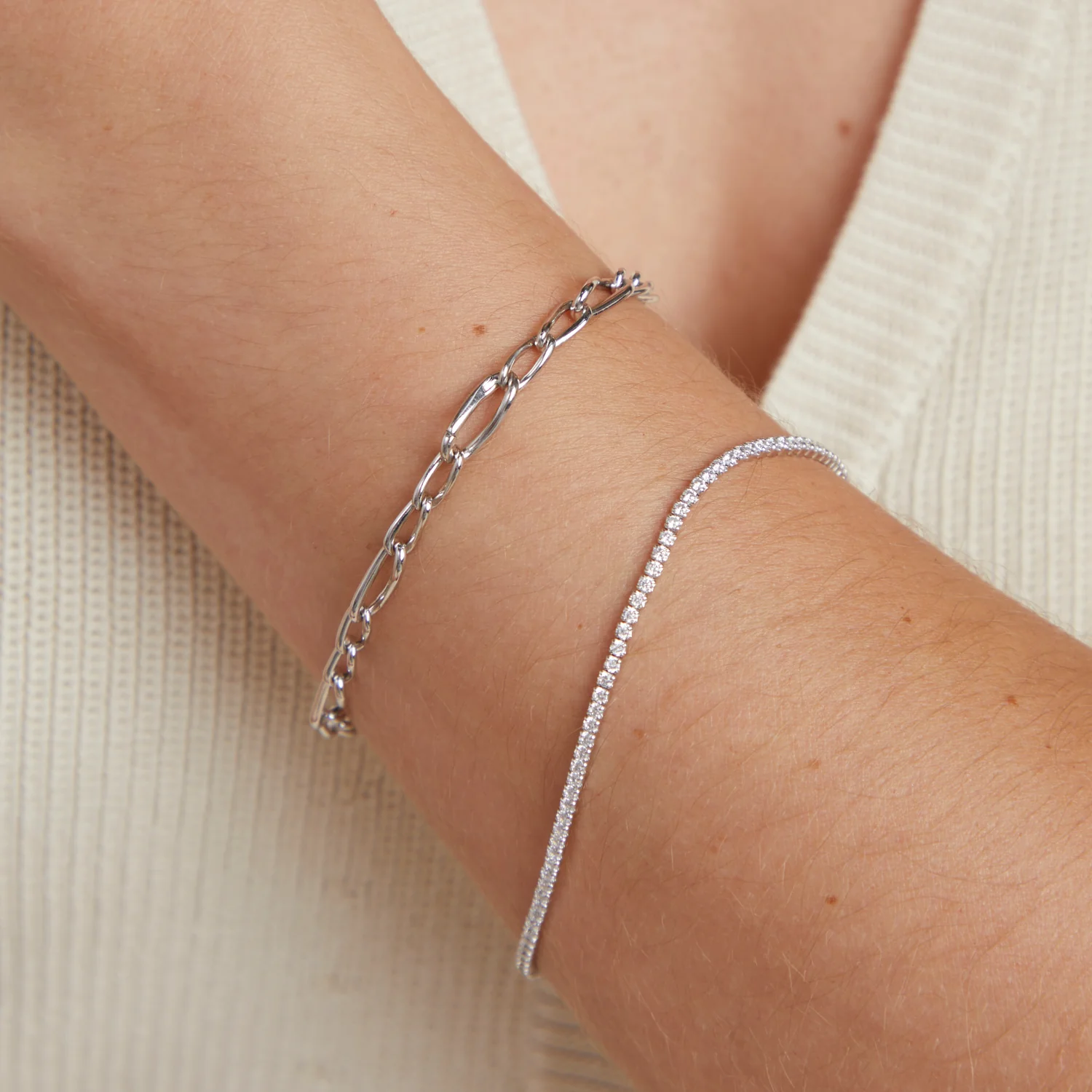 Infinite Slim Chain Bracelet in Silver - Image 3