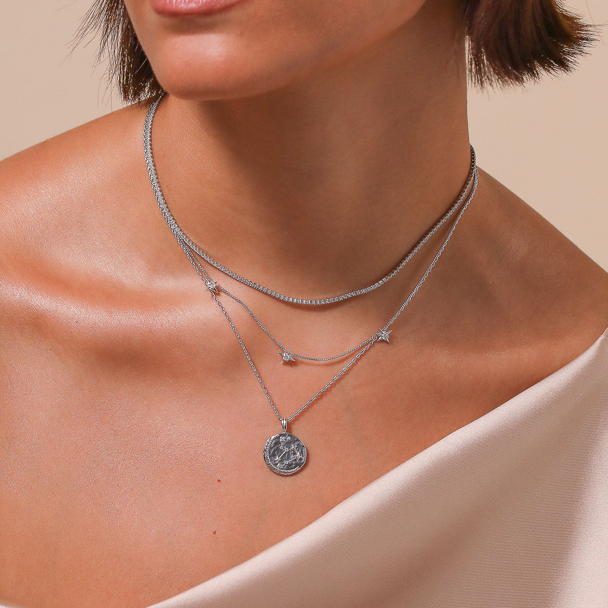 Leo Zodiac Pendant Necklace in Silver - Image 4