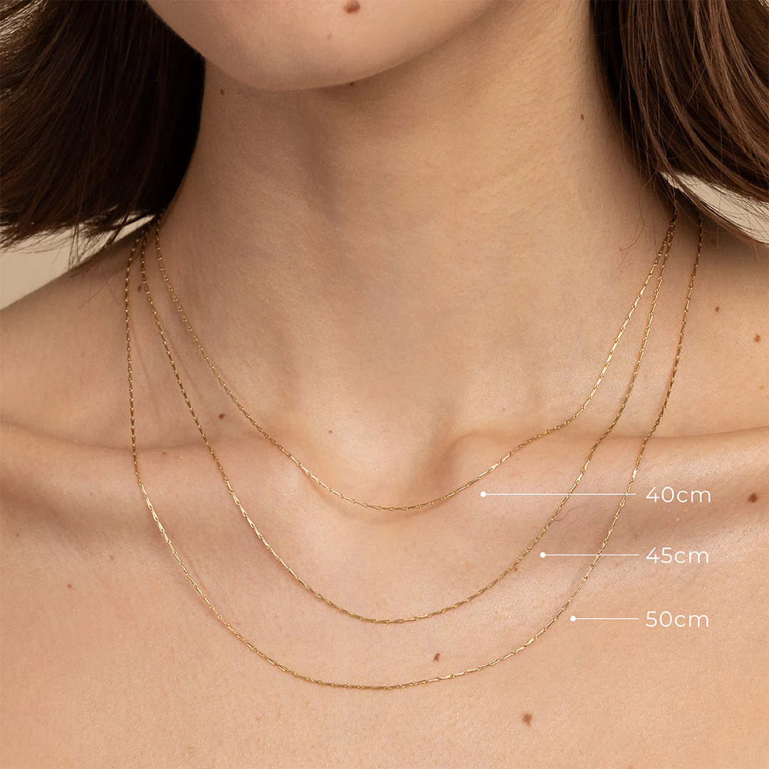 Marylebone Chain Necklace in Solid Gold - Image 3