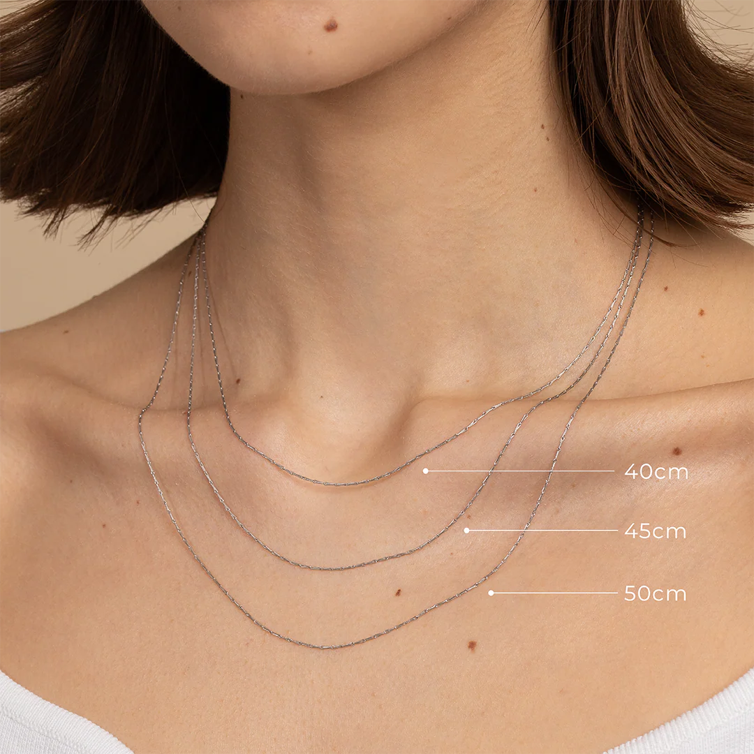Marylebone Chain Necklace in Solid White Gold - Image 3