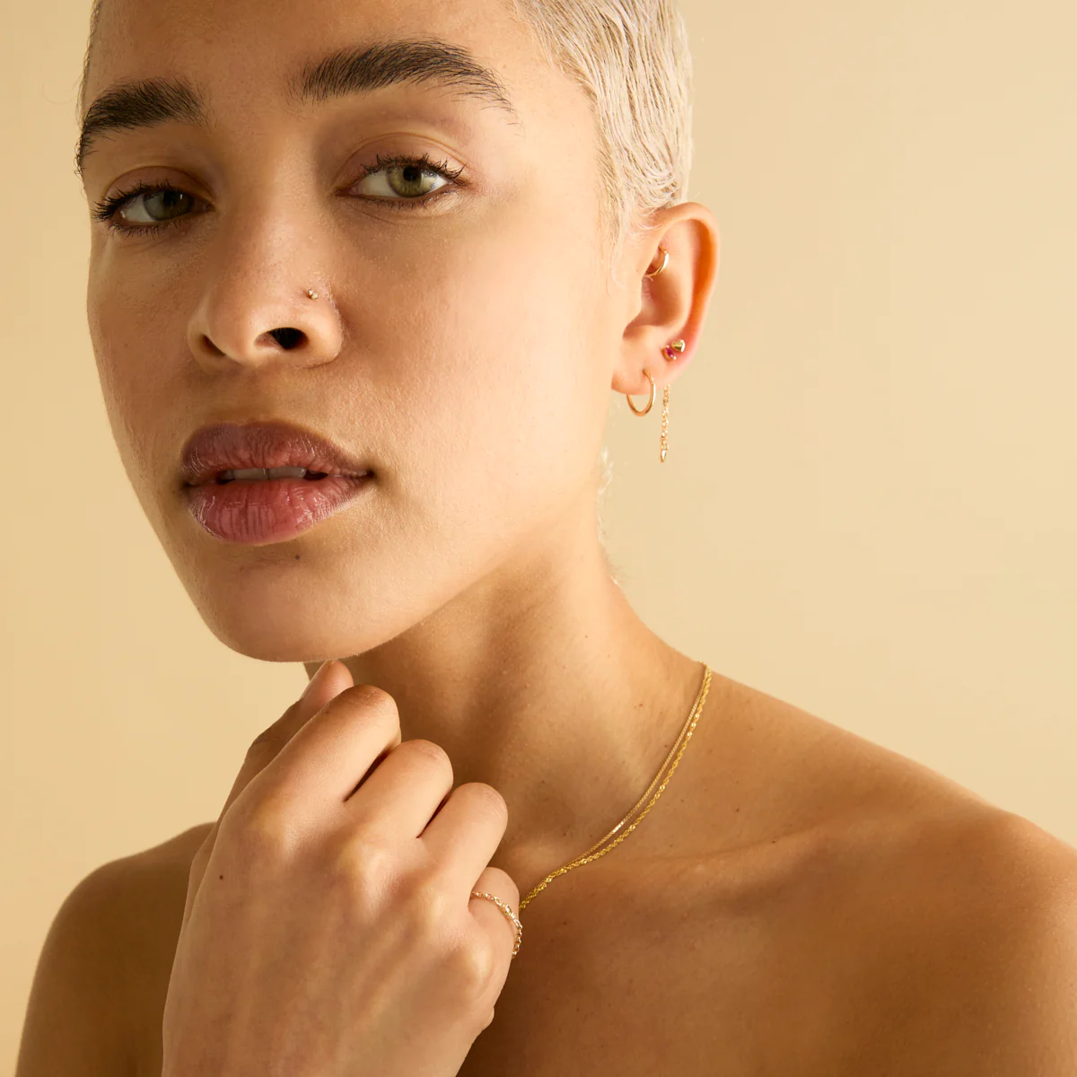 Micro Crystal Titanium Piercing Stud in Gold - Image 4
