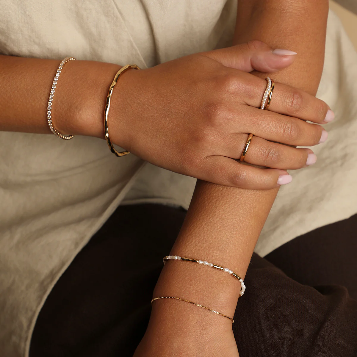 Molten Bangle in Gold - Image 3