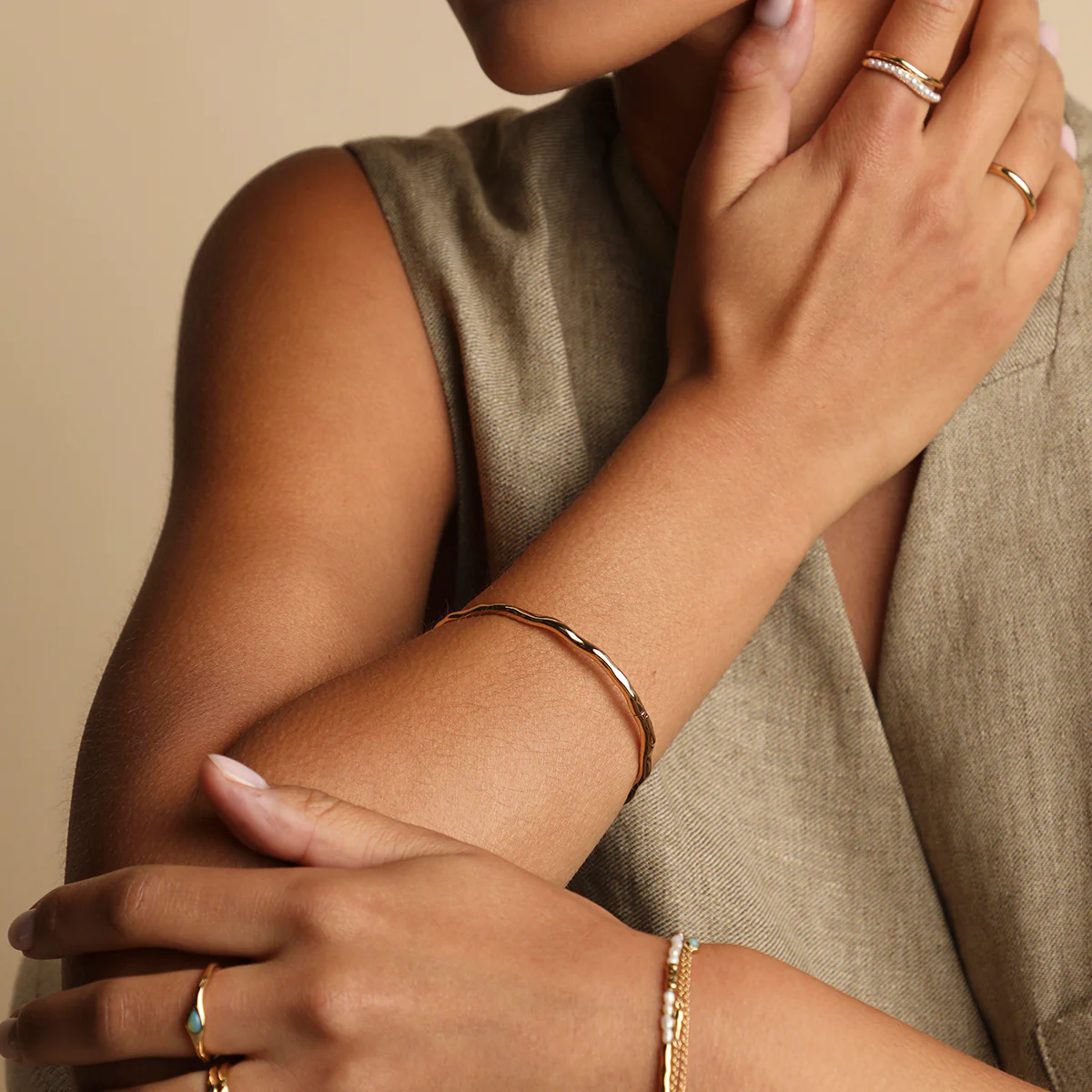 Molten Bangle in Gold - Image 6