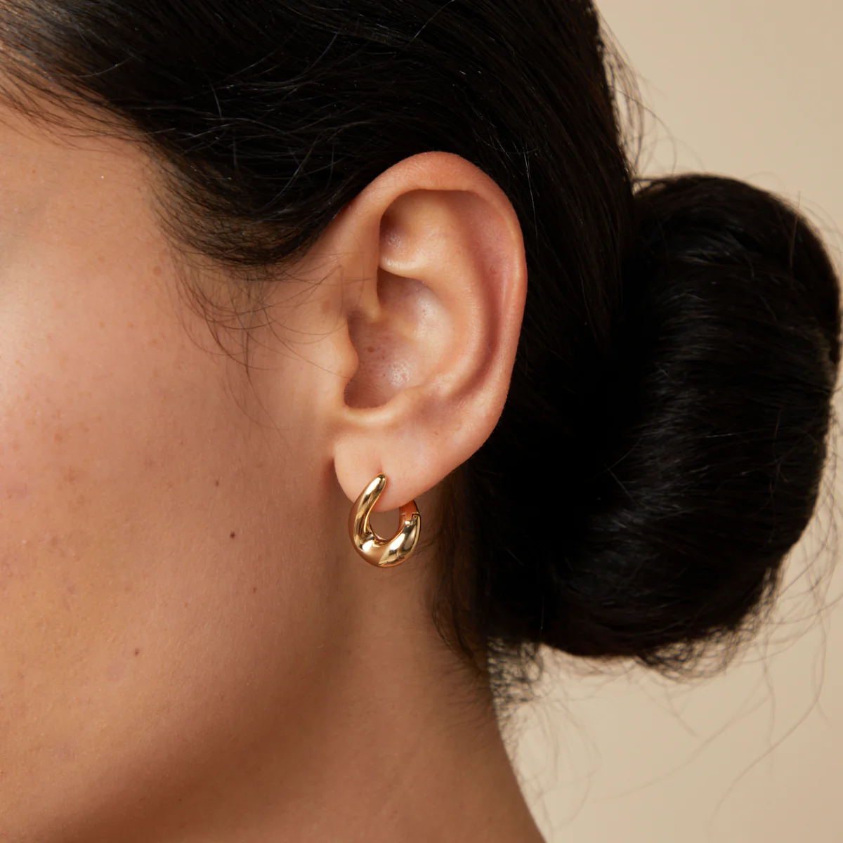 Molten Hoops in Gold - Image 2
