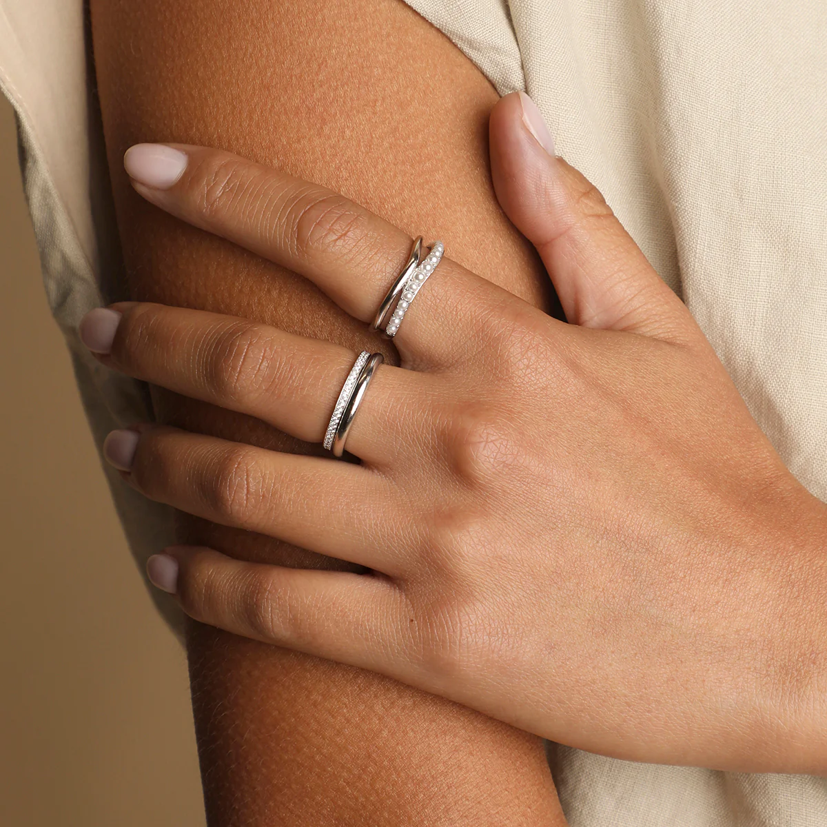 Molten Illusion Pearl Ring in Silver - Image 3