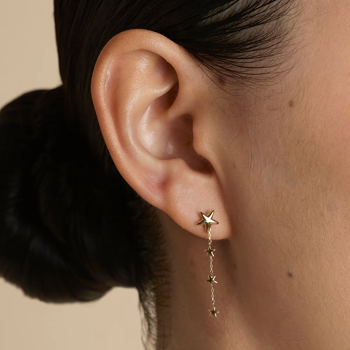 Multi Star Piercing Chain in Solid Gold - Image 2