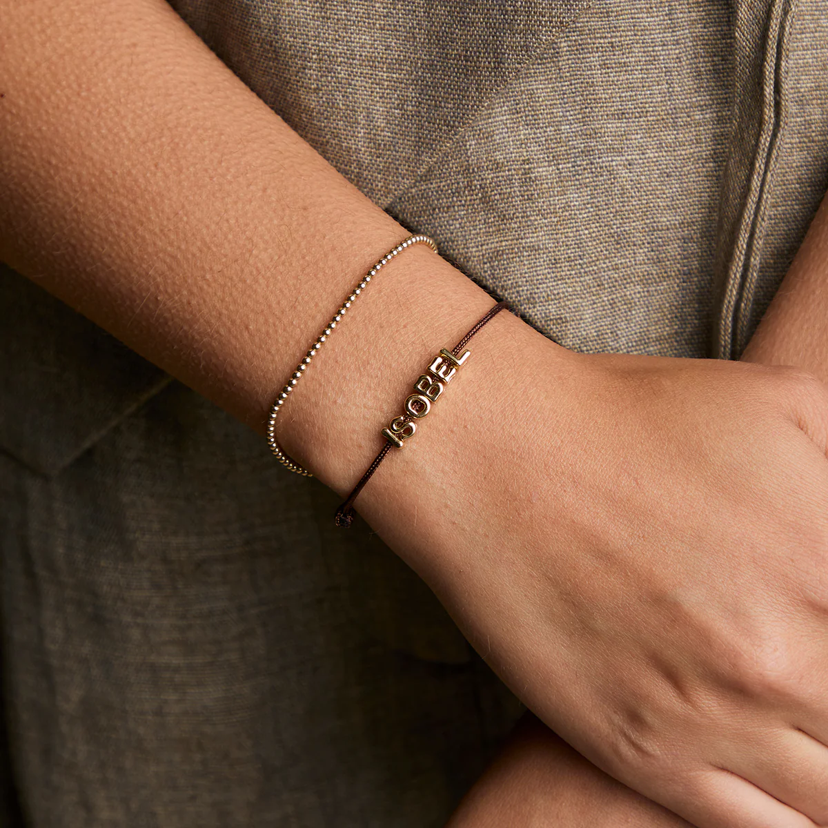 O Initial Click Charm in Solid Gold - Image 3