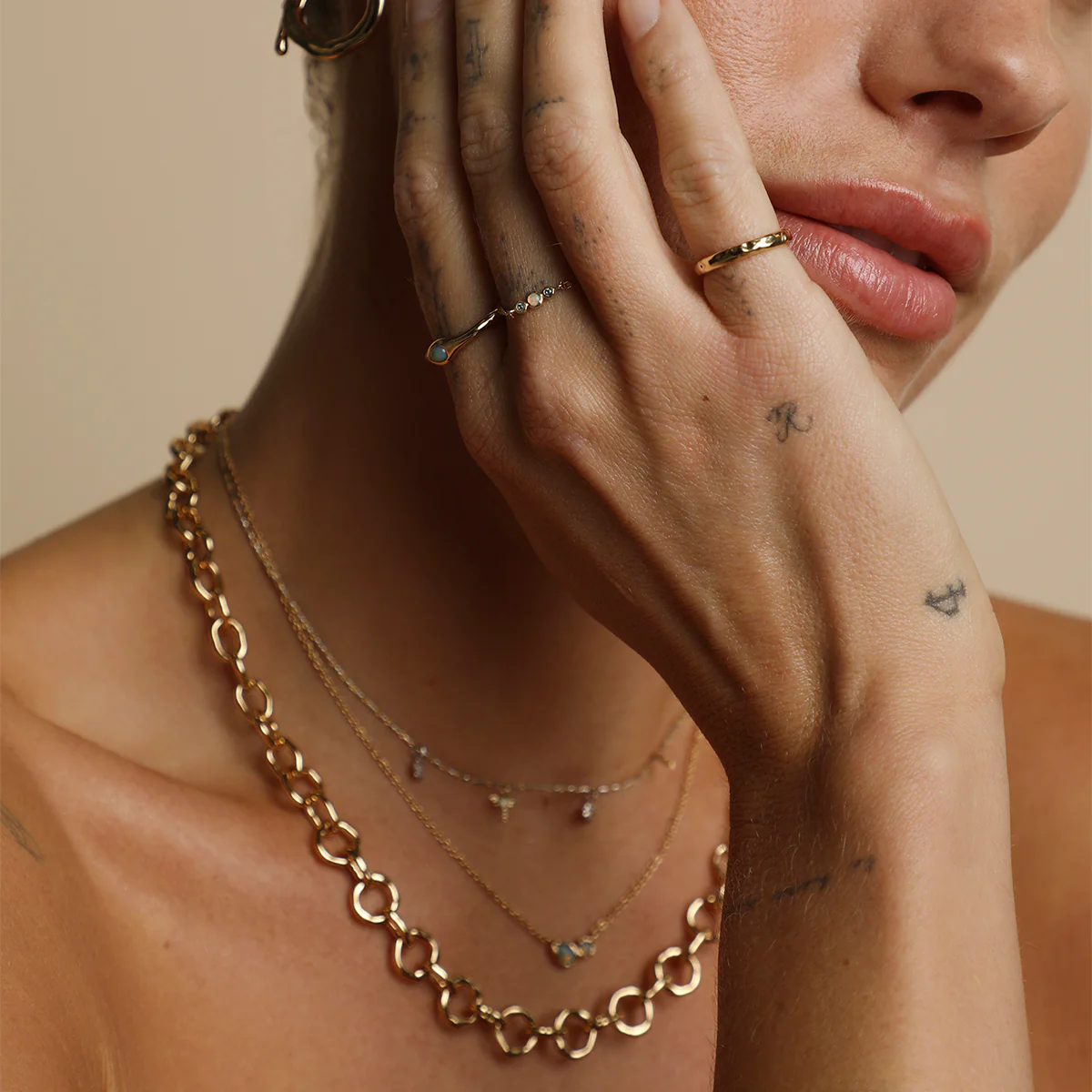 Opal Cocktail Ring in Gold - Image 4
