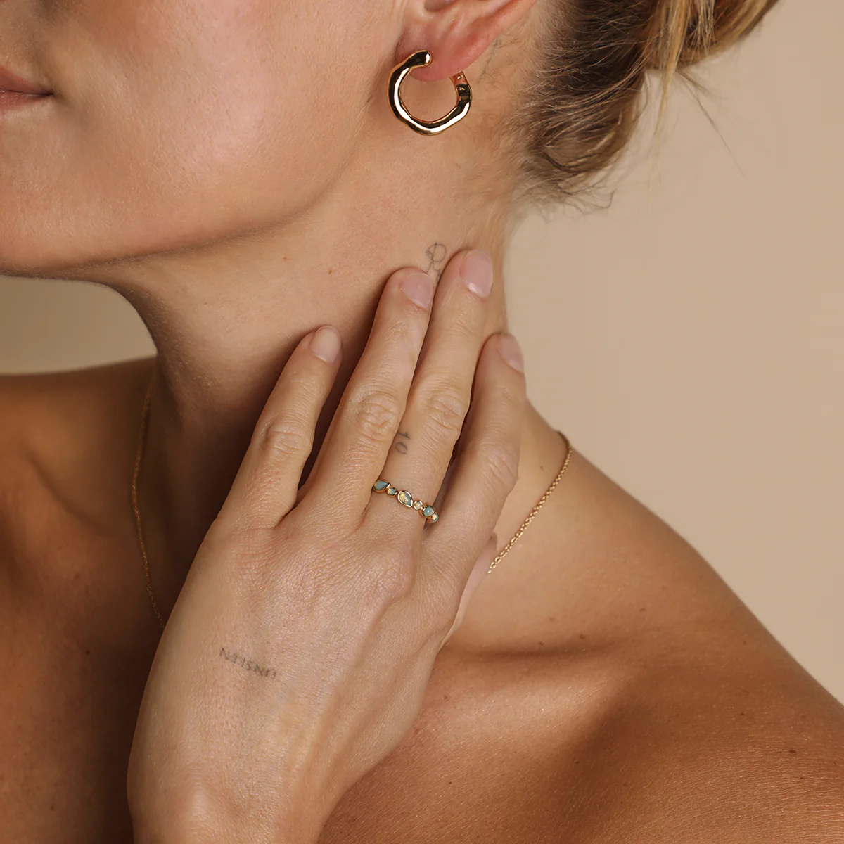 Opal Pear Band Ring in Gold - Image 2