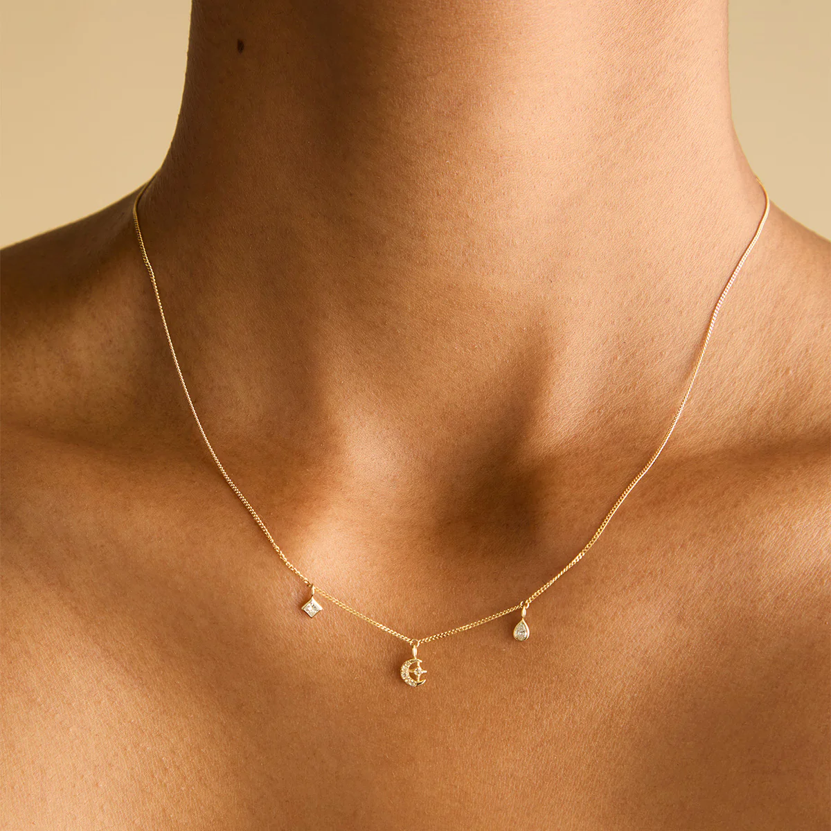 Pavé Celestial Charm 9k Gold - Image 2