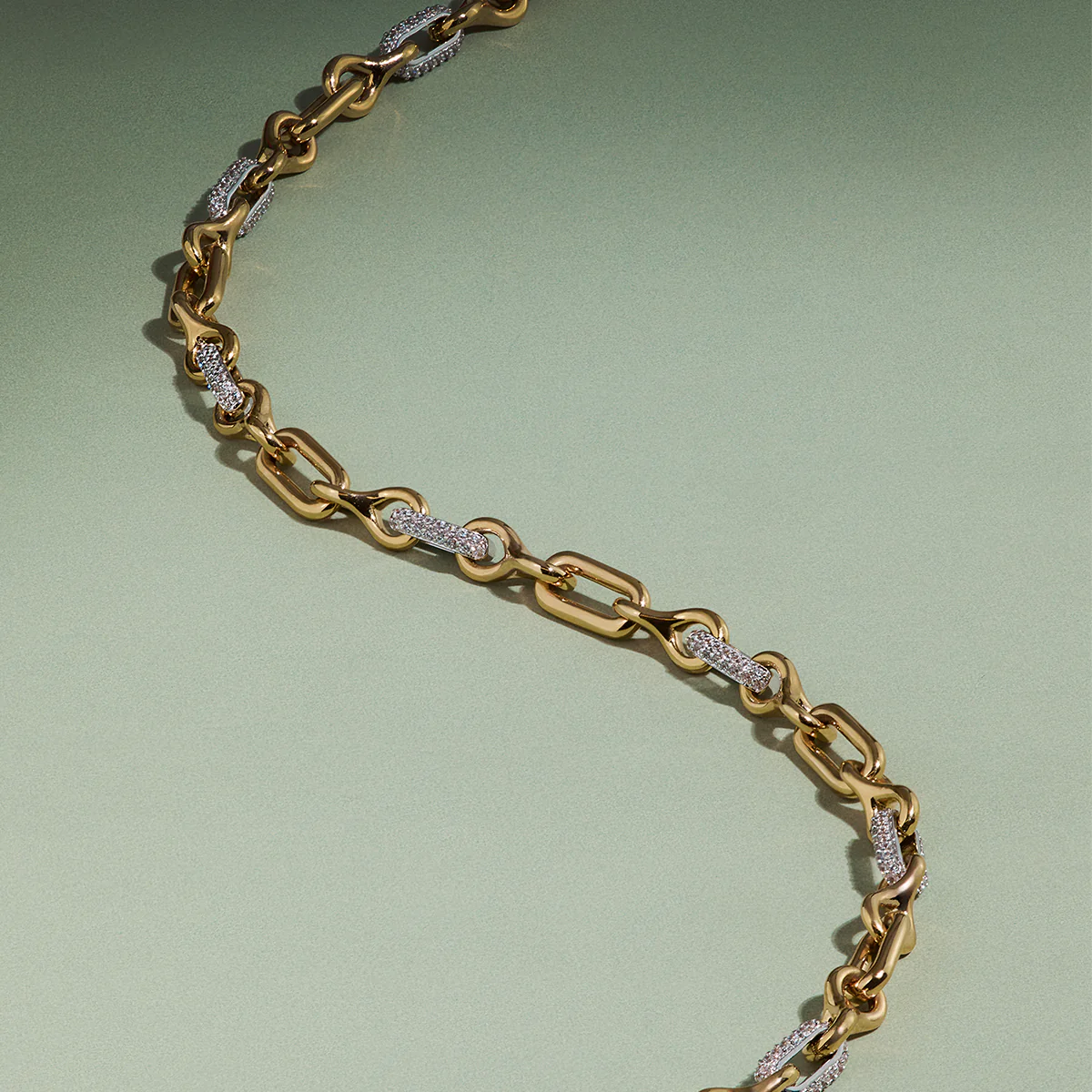 Pavé Chain Link Necklace in Gold - Image 4