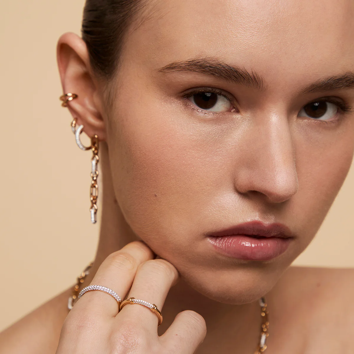 Pavé Essential Band Ring in Gold - Image 3