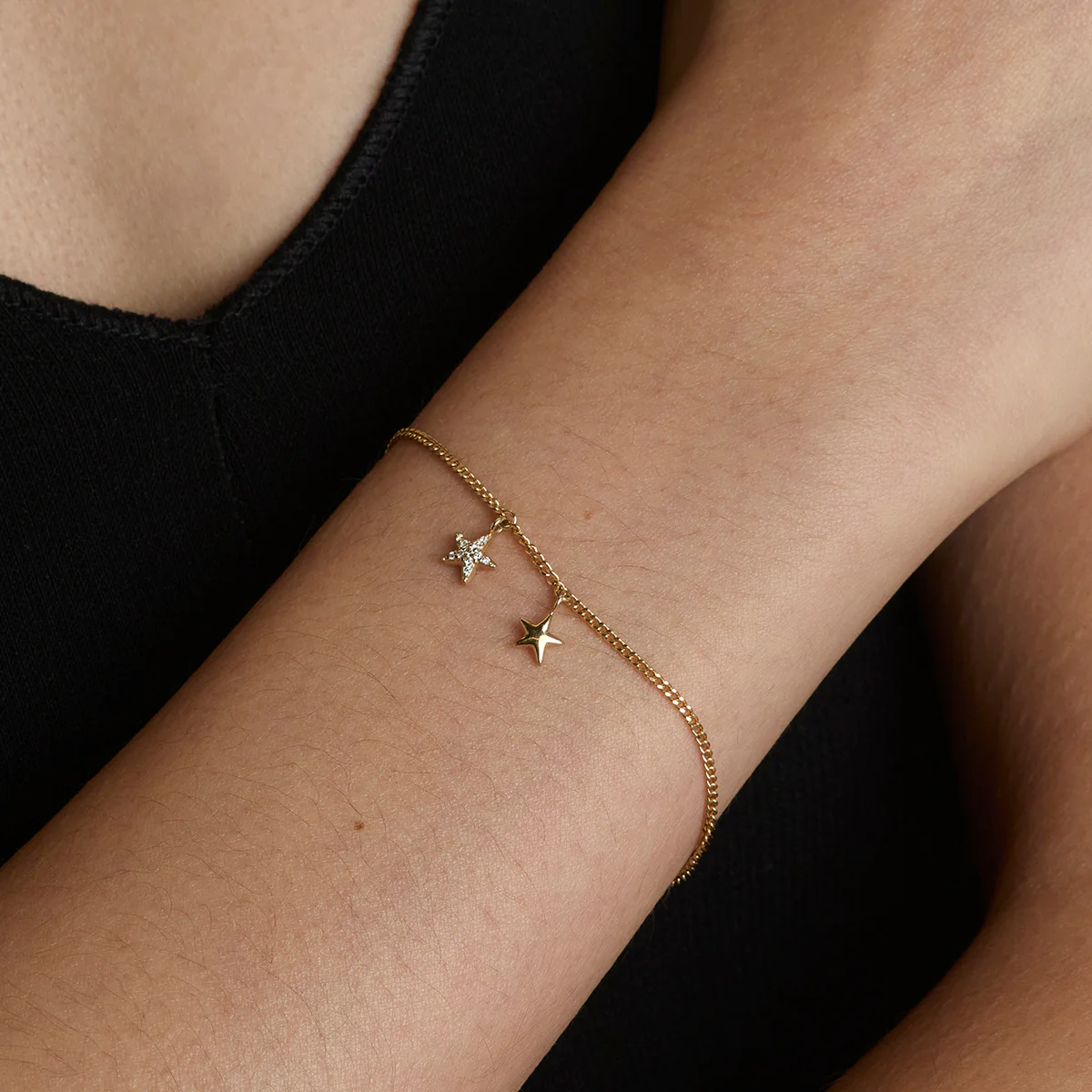 Pavé Star Charm 9k Gold - Image 2