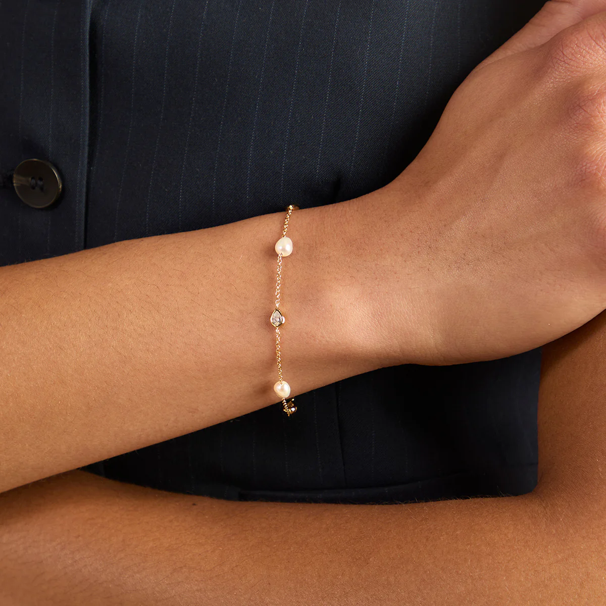 Pearl & Crystal Charm Bracelet in Gold - Image 2