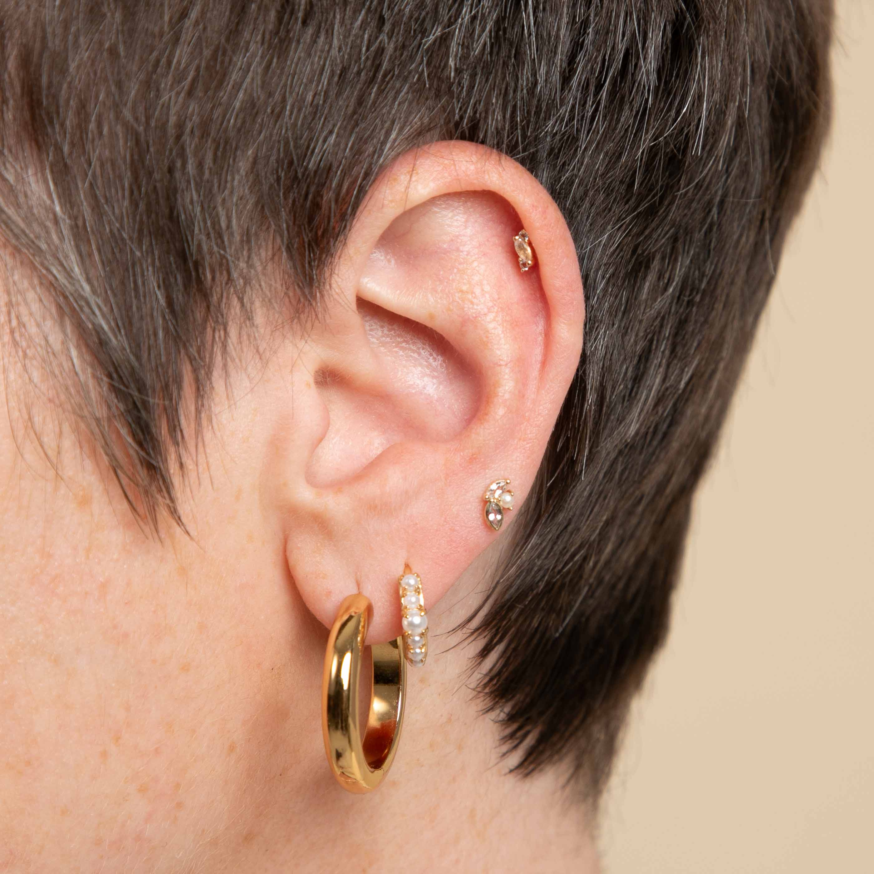 Pearl & Topaz Cluster Piercing Stud in Solid Gold - Image 2