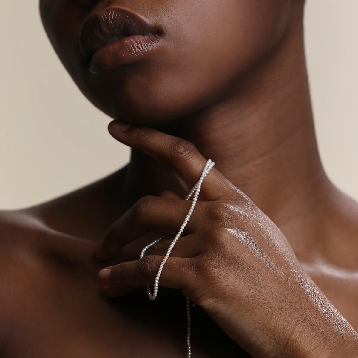 Pearl Necklace in Solid Gold - Image 5