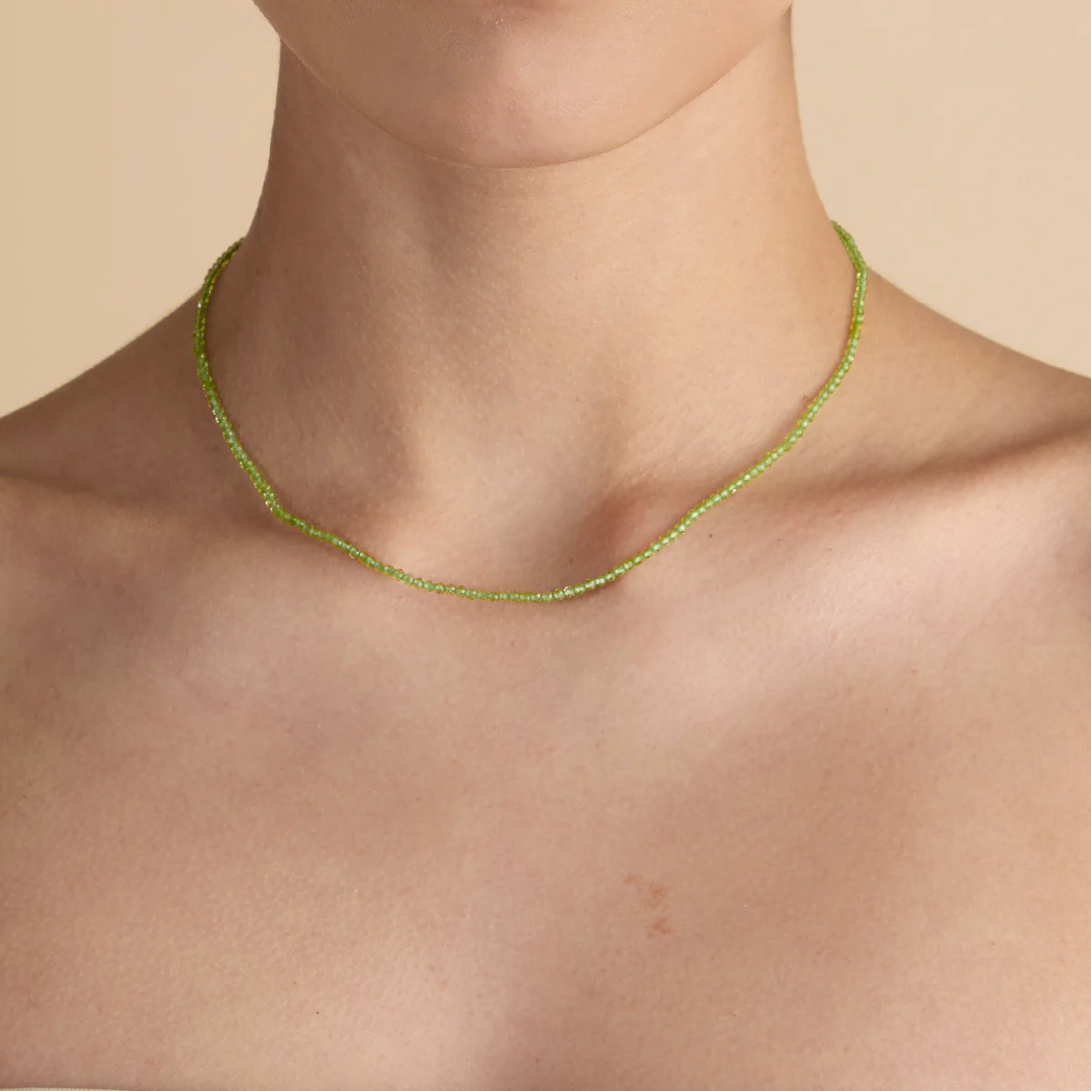 Peridot August Beaded Necklace in Solid Gold - Image 2