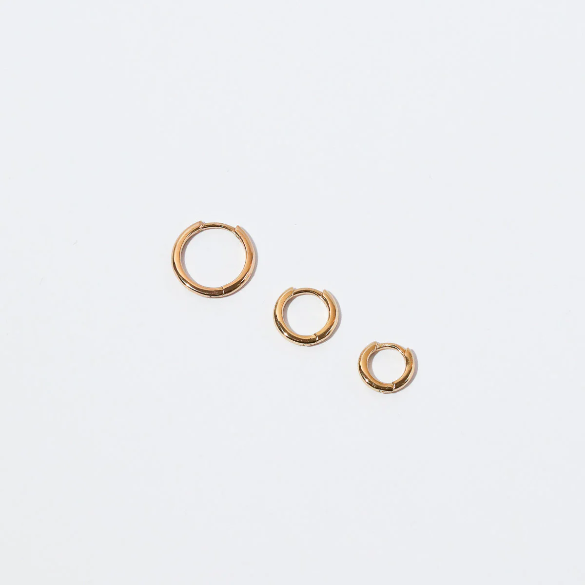 Essential 11.5mm Hoop in Gold - Image 5